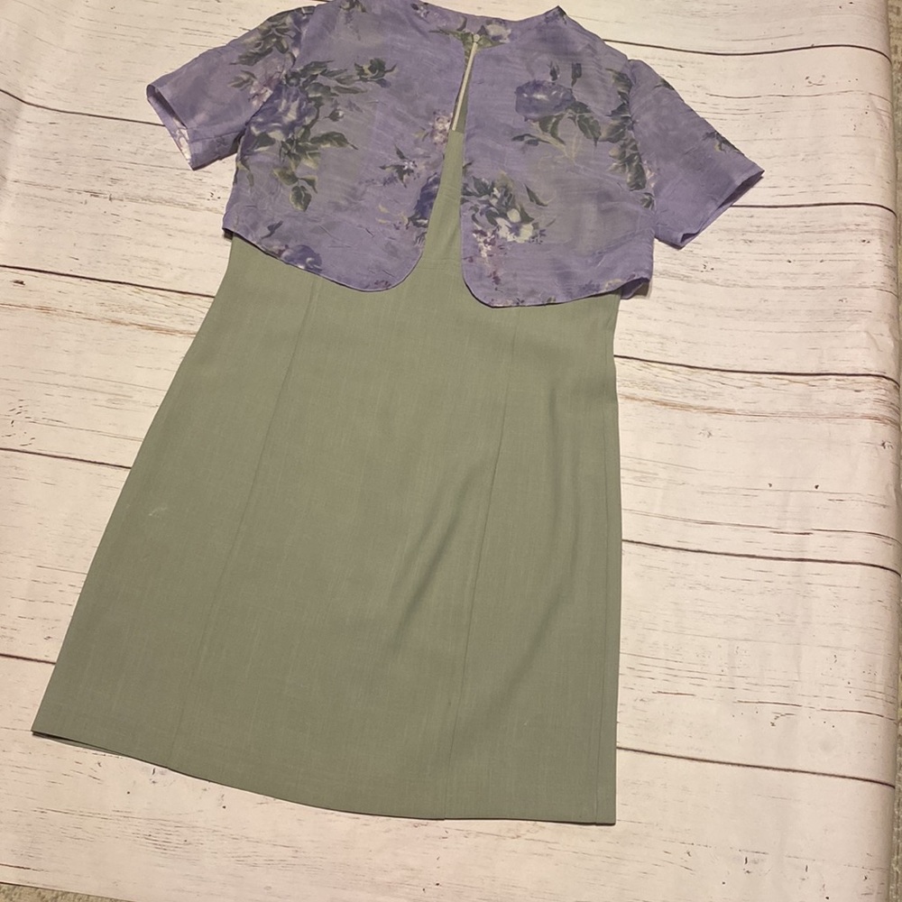 S/L Women Dress Size 8 Olive green color and purple floral over